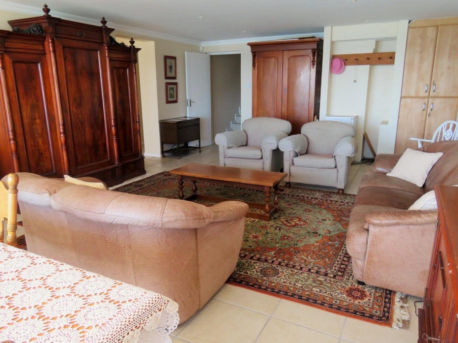 9 Bedroom Property for Sale in Waterfront Western Cape